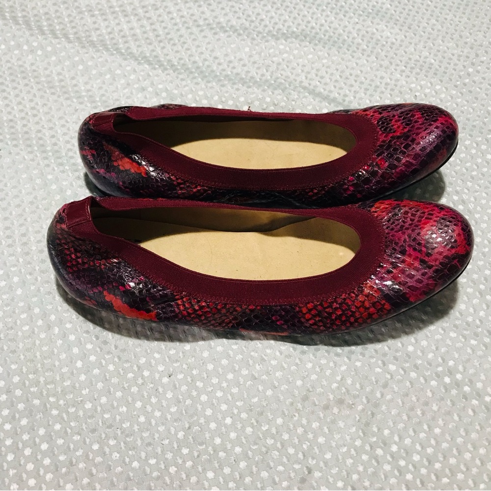Stuart‎ weitzman flats - Picture 2 of 10